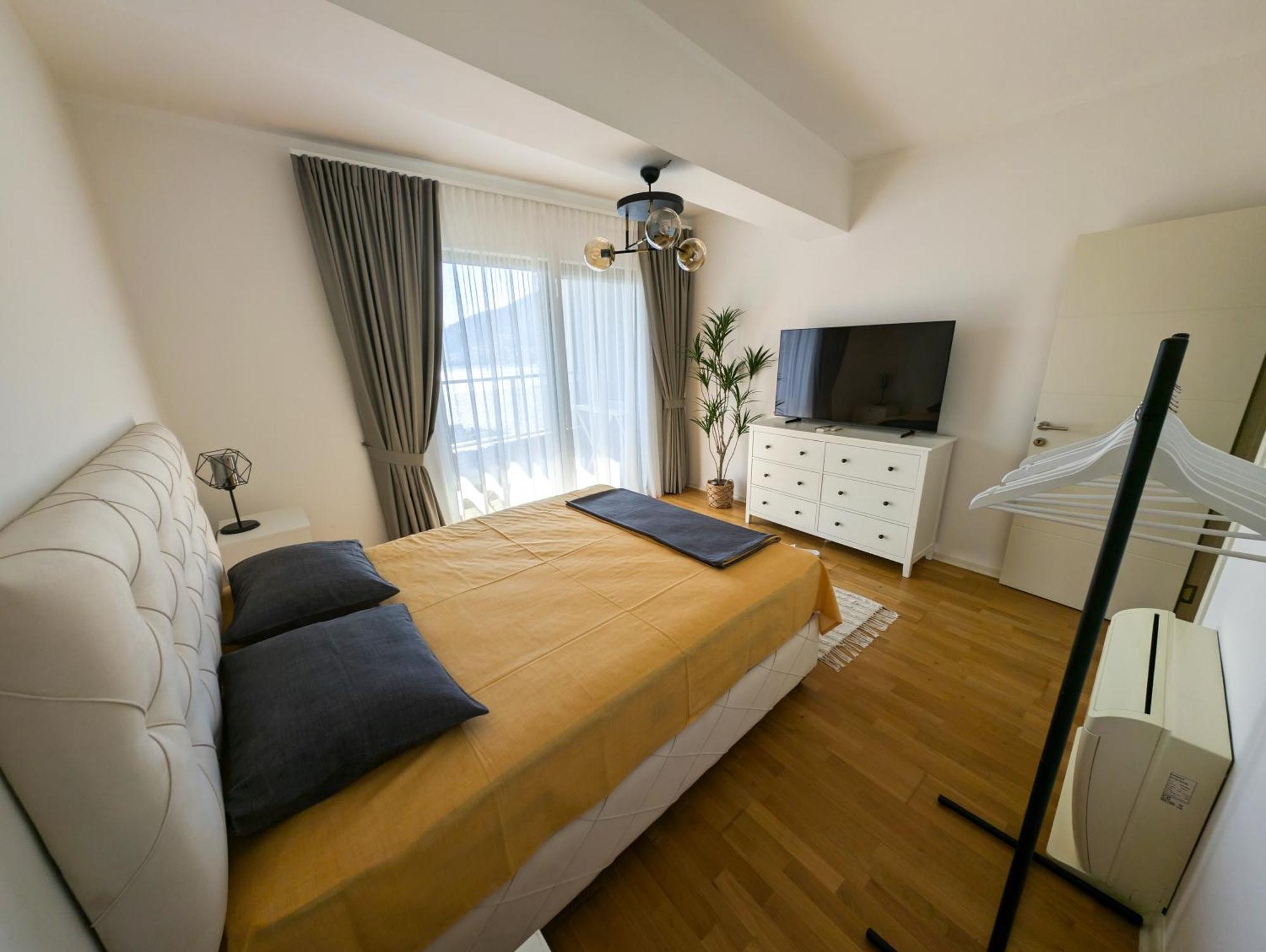 Lux Apartments Harmonia بودفا المظهر الخارجي الصورة