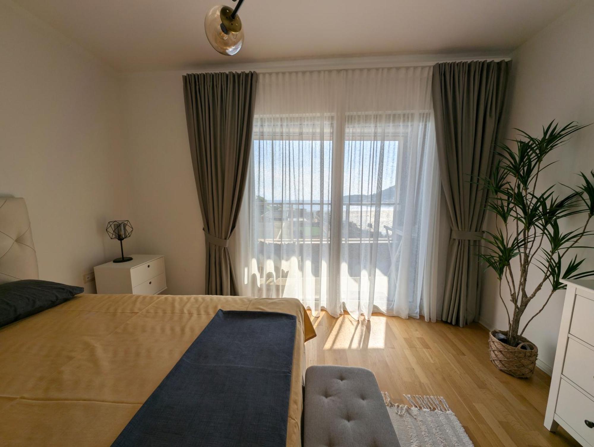 Lux Apartments Harmonia بودفا المظهر الخارجي الصورة