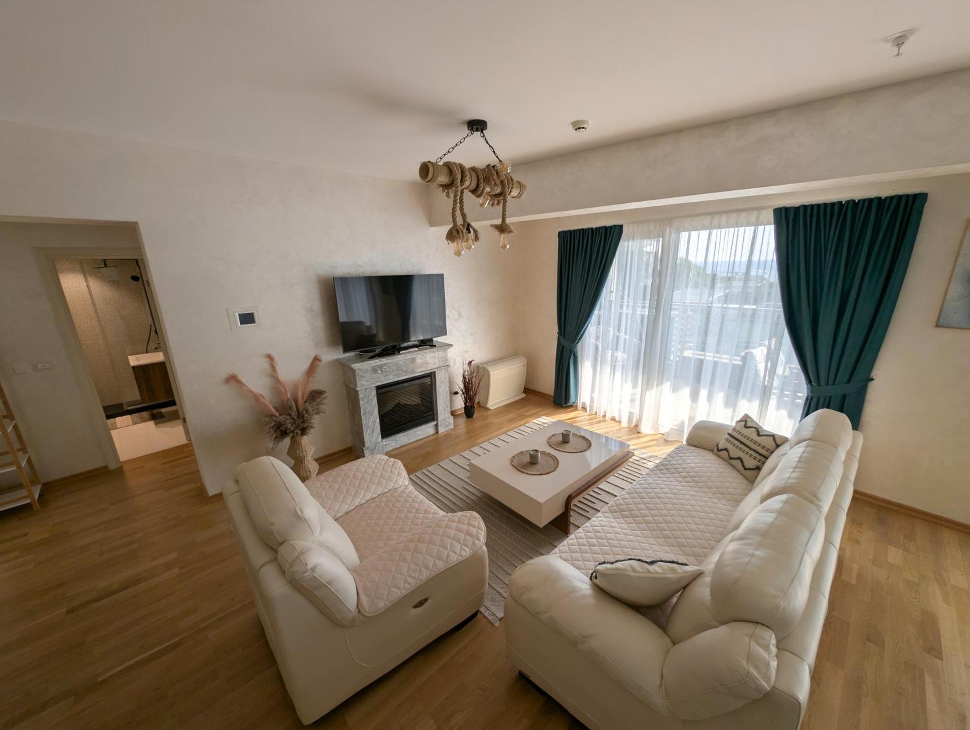 Lux Apartments Harmonia بودفا المظهر الخارجي الصورة