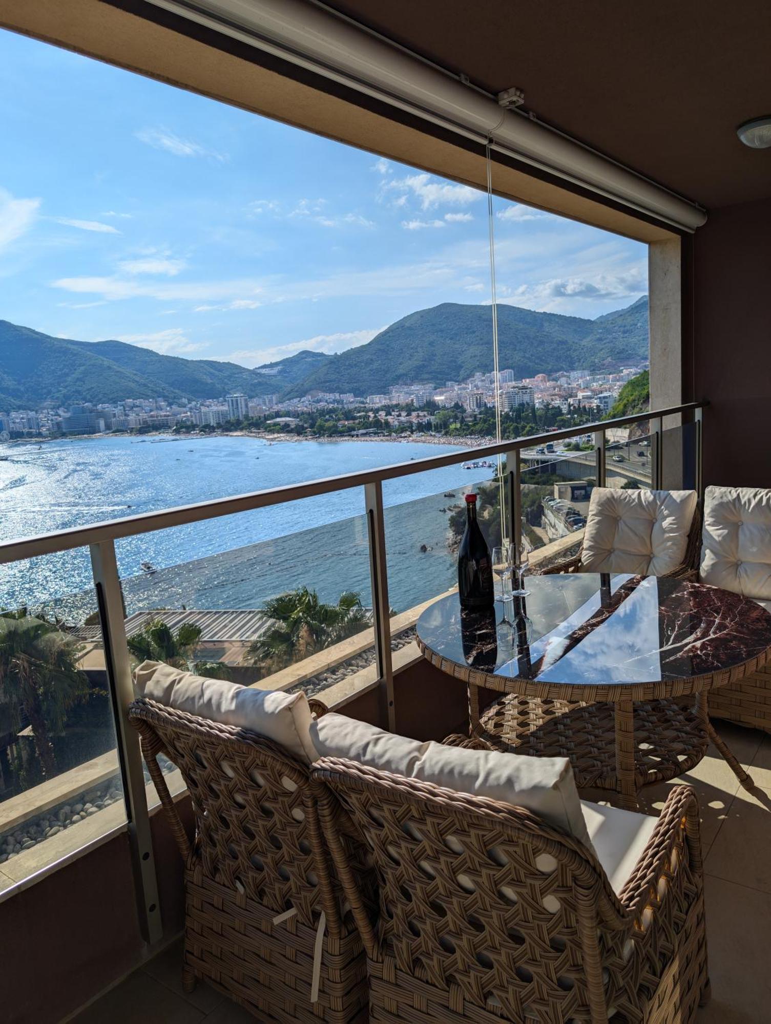Lux Apartments Harmonia بودفا المظهر الخارجي الصورة