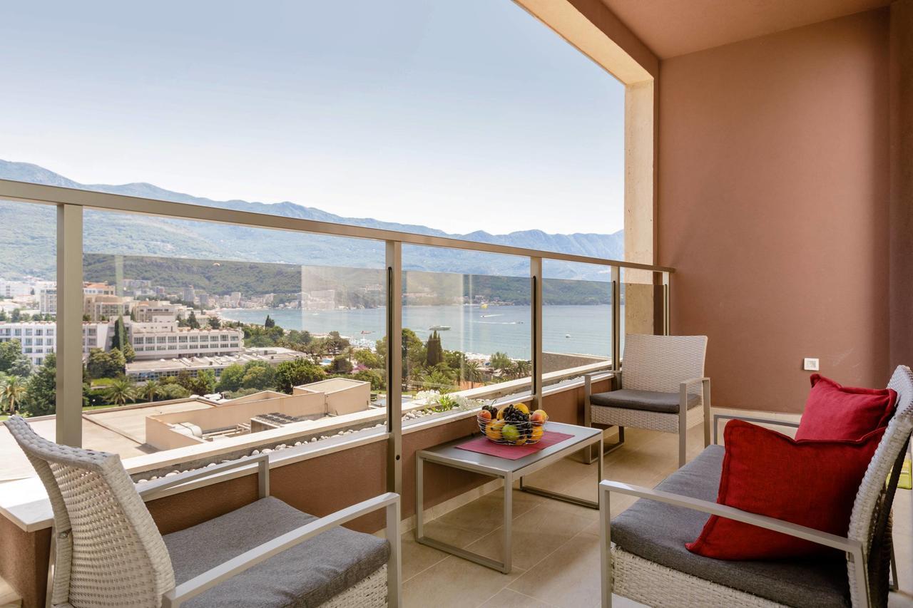 Lux Apartments Harmonia بودفا المظهر الخارجي الصورة