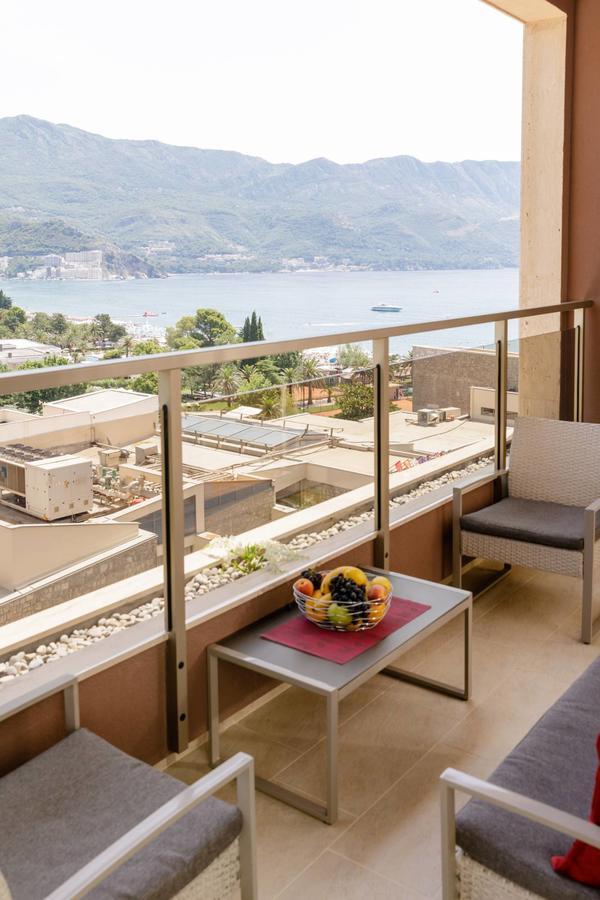 Lux Apartments Harmonia بودفا المظهر الخارجي الصورة